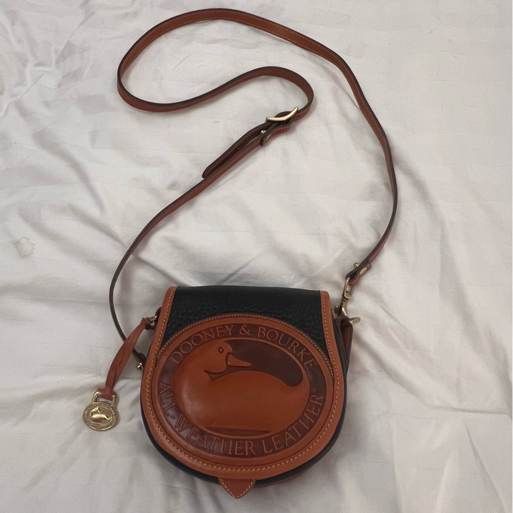 Vintage Dooney & Bourke Big Duck Crossbody Bag Black Brown Leather A6537482